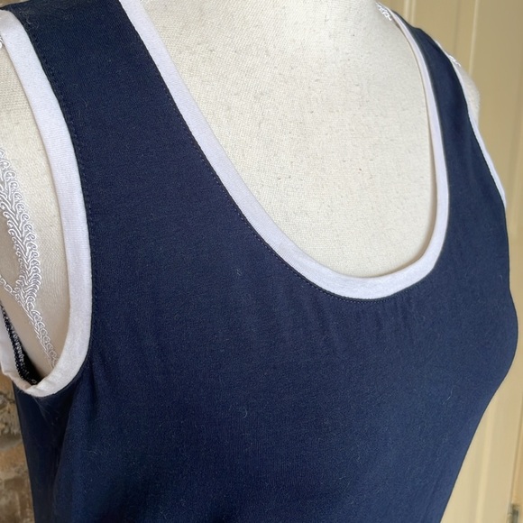 Jones of New York Sport Navy & White Contrast Trim Sleeveless Tank Size Small - Picture 5 of 13